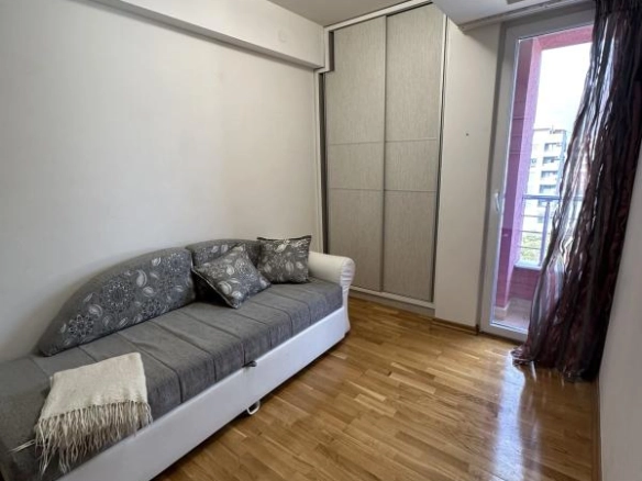 Izdavanje: Dvosoban stan 57 m² sa panoramskim pogledom na more – Ilino, Bar