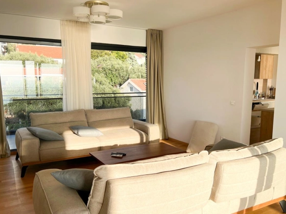Dvosoban penthaus 141 m² sa pogledom na more i ostrvo – Sveti Stefan, Budva