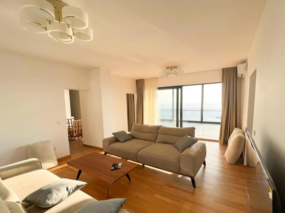 Dvosoban penthaus 141 m² sa pogledom na more i ostrvo – Sveti Stefan, Budva