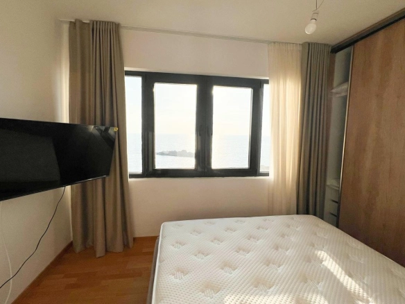 Dvosoban penthaus 141 m² sa pogledom na more i ostrvo – Sveti Stefan, Budva