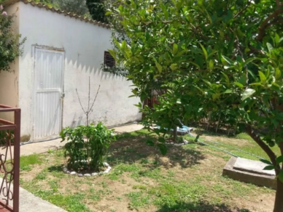 Kuća 200 m² sa pogledom na more i velikim vrtom – Tomba, Bar