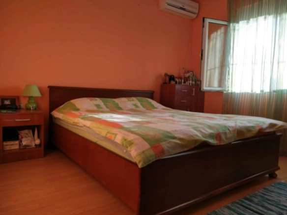 Kuća 200 m² sa pogledom na more i velikim vrtom – Tomba, Bar