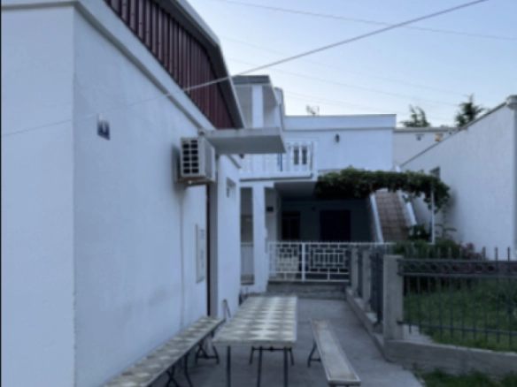 Kuća 63 m² na ravnom terenu, potpuno renovirana – Sutomore, Bar