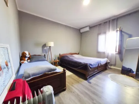 Dio kuće 110 m² sa ograđenim dvorištem i garažom – Zagorič, Podgorica
