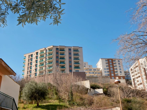Jednosoban stan 51 m² sa pogledom na more – Bečići, Budva