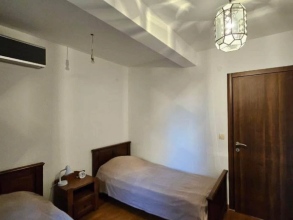 Jednosoban stan 47 m² blizu mora na visokom prizemlju – Bečići, Budva