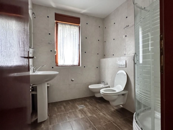 Dvosoban stan 73 m² sa terasom od 45 m² – Đenovići, Herceg Novi