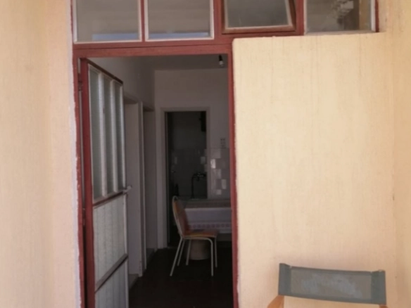 Polovina kuće 40 m² sa dvorištem od 100 m² – Sutomore, Bar