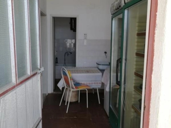 Polovina kuće 40 m² sa dvorištem od 100 m² – Sutomore, Bar