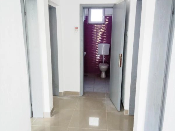 Dvospratna kuća 120 m² sa dva odvojena ulaza – Čanj, Bar