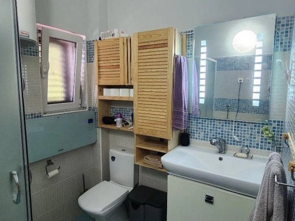 Kuća 100 m² potpuno legalizovana, u centru – Petrovac, Budva