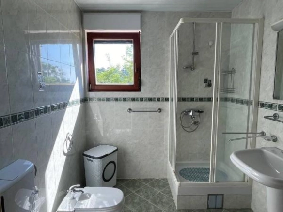 Jednosoban stan 48 m² sa pogledom na more i planine – Petrovac, Budva