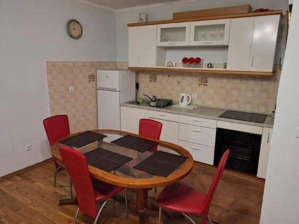 Jednosoban stan 48 m² sa pogledom na more i planine – Petrovac, Budva
