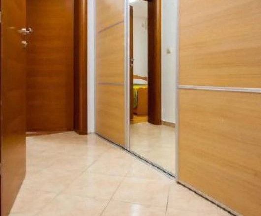 Dvosoban stan 91 m² na 250 m od mora – Petrovac, Budva