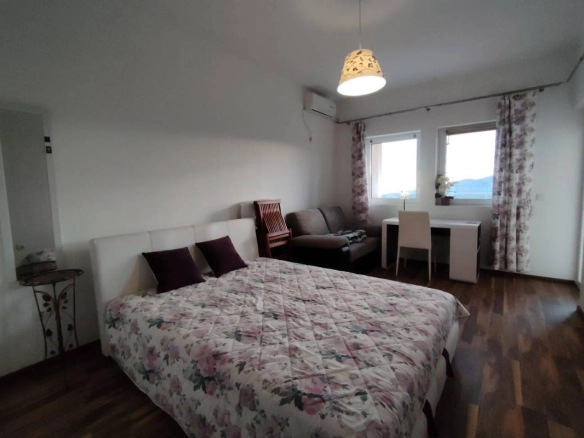 Dvosoban stan 97 m² sa panoramskim pogledom na more – Seoce, Budva