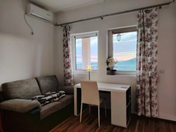 Dvosoban stan 97 m² sa panoramskim pogledom na more – Seoce, Budva