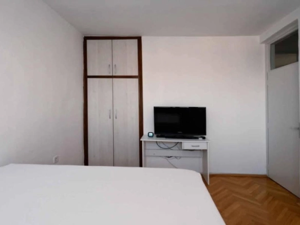 Dvosoban stan 68 m² na 15. spratu sa pogledom na grad – Gintaš, Podgorica