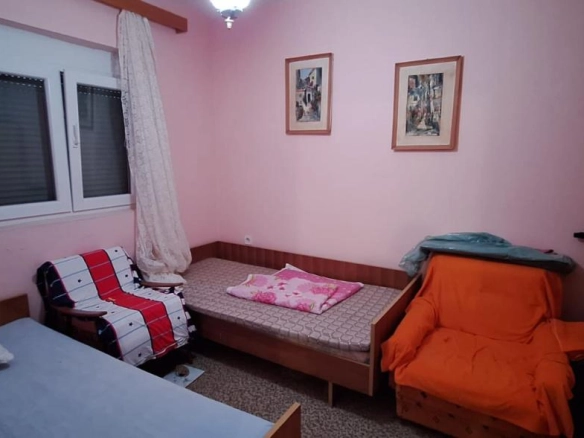 Kuća 174 m² sa pogledom na more sa bočne terase – Dobra Voda, Bar
