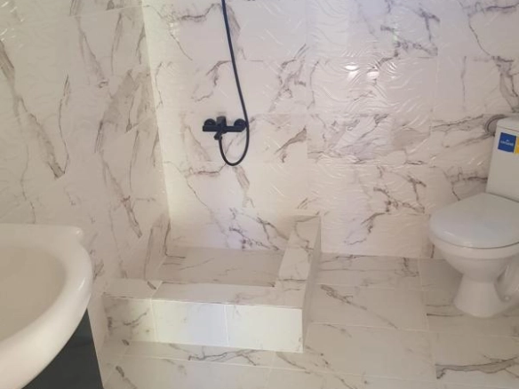 Kuća 70 m² sa pogledom na more na placu od 207 m² – Šušanj, Bar