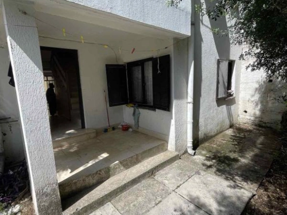 Garsonjera 24 m² sa ostavom, namještena i opremljena – Bijeli Do, Budva
