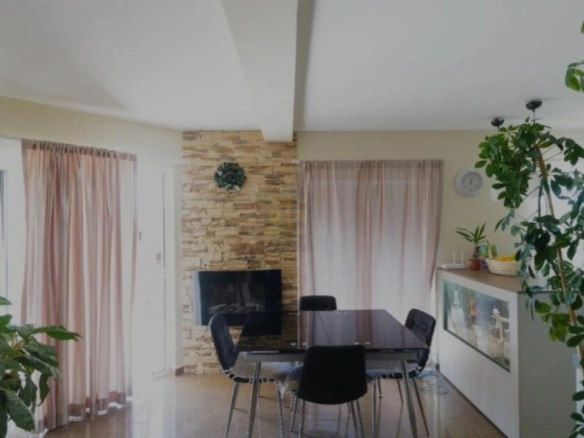Dvosoban stan 80 m² u kompleksu sa bazenom – Kavač, Kotor