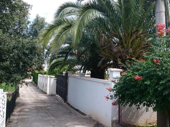 Kuća 160 m² na placu od 247 m², blizu mora – Utjeha, Bar