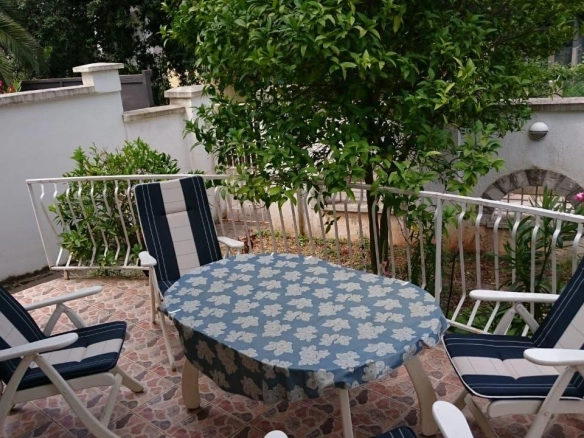Kuća 160 m² na placu od 247 m², blizu mora – Utjeha, Bar