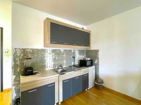 Dvosoban stan 85 m² u novogradnji sa liftom – Rozino, Budva