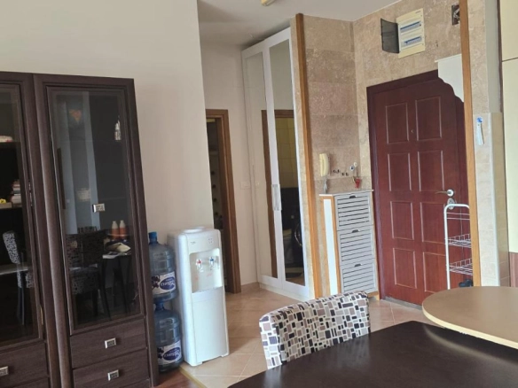 Dvosoban stan 74 m² sa pogledom na more – Petrovac, Budva