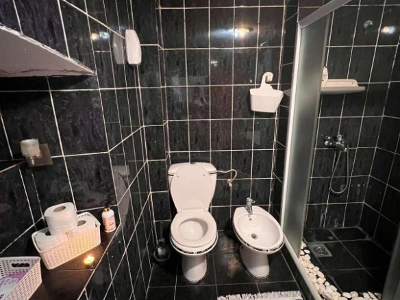 Kuća 425 m² od kamena, 150 m od mora – Reževići, Budva