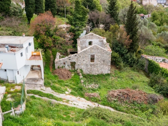 Stara kamena kuća 100 m² sa pogledom na more – Sutomore, Bar
