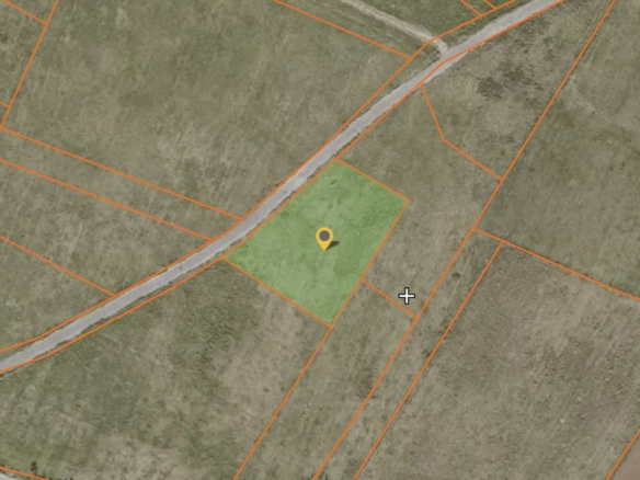 Plac 2706 m² uz put, pogodan za poslovne objekte – Donja Gorica, Podgorica