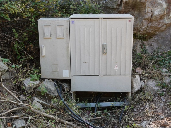 Kuća 700 m² na placu od 1500 m² sa pogledom na more – Buljarica, Budva