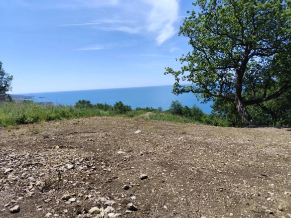 Plac 708 m² sa direktnim pogledom na more – Dobra Voda, Bar