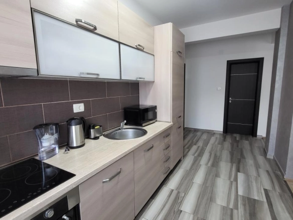 Dvosoban stan 67 m² na 200 m od mora, sa liftom – Bečići, Budva