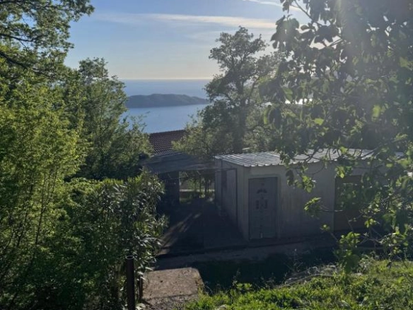 Urbanizovani plac 833 m² sa pogledom na more – Kuljače, Budva