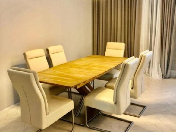 Dvosoban stan 120 m² sa pogledom na more i planine – Bečići, Budva