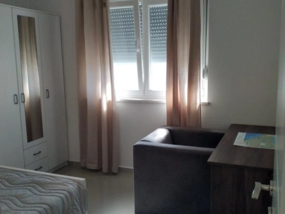 Dvosoban stan 78 m² sa garažom i pogledom na more – Šušanj, Bar