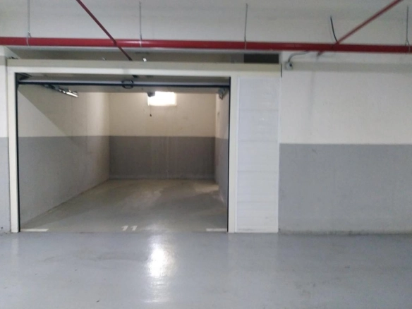 Dvosoban stan 78 m² sa garažom i pogledom na more – Šušanj, Bar