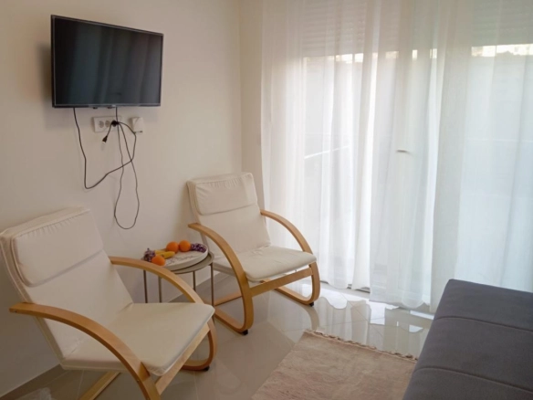 Garsonjera 40 m² u novoj kući na prvoj liniji do mora – Šušanj, Bar