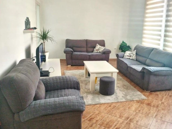 Kuća 67 m² sa ogradenim placom i voćnjakom – Stari Bar, Bar