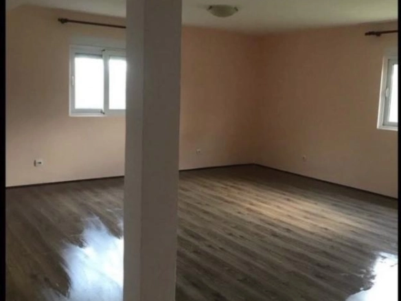 Poslovni prostor 546 m² pogodan za privatnu kliniku – Podgorica
