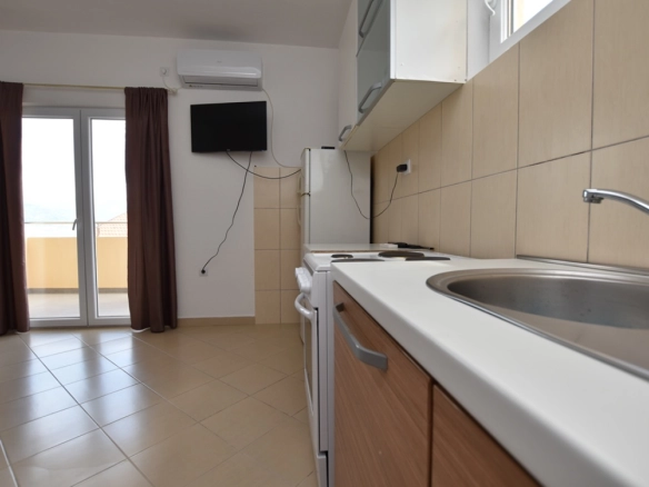 Kuća 276 m² na 500 m od mora, pogled na more – Baošići, Herceg Novi
