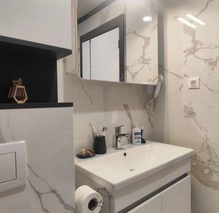 Garsonjera 36 m² na prvom spratu u kompleksu Emerald – Bjeliši, Bar