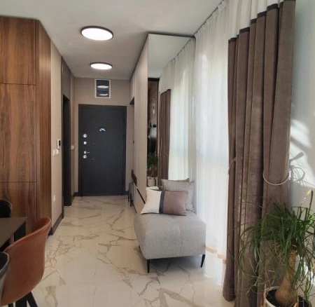 Garsonjera 36 m² na prvom spratu u kompleksu Emerald – Bjeliši, Bar