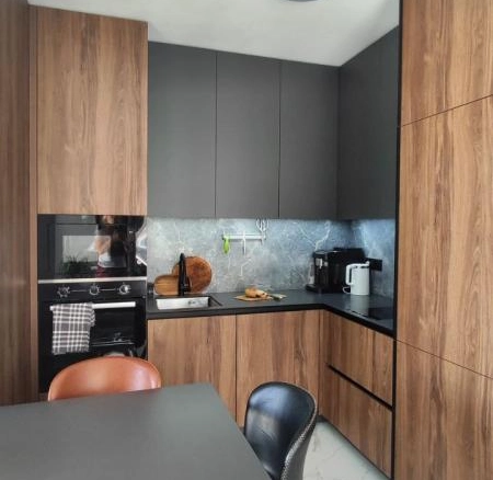 Garsonjera 36 m² na prvom spratu u kompleksu Emerald – Bjeliši, Bar