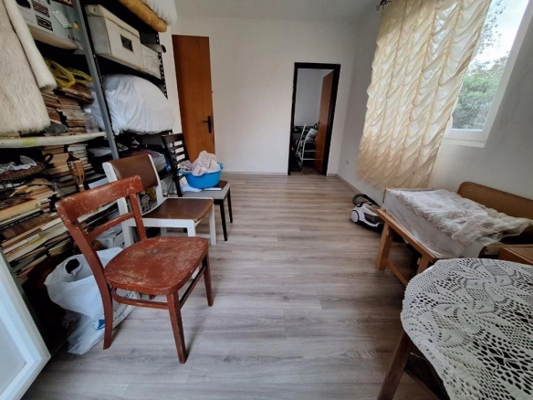 Kuća 130 m² sa placom od 5559 m² i voćnjakom – Danilovgrad