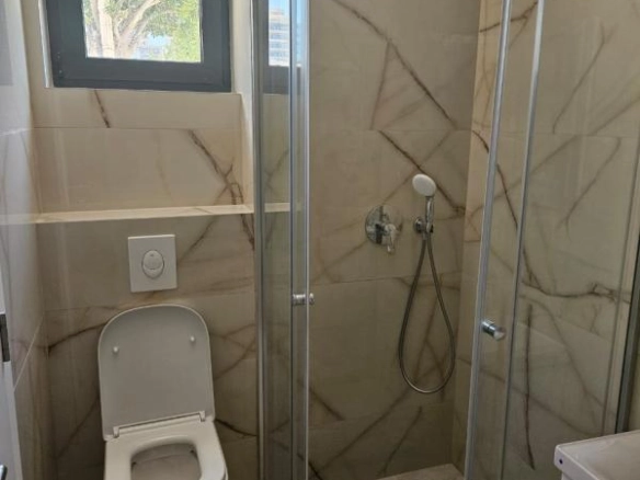 Garsonjera 23 m² u novogradnji sa bazenom – Bar