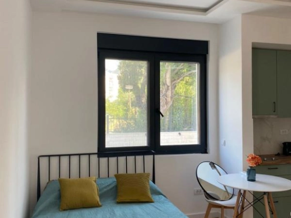 Garsonjera 23 m² u novogradnji sa bazenom – Bar
