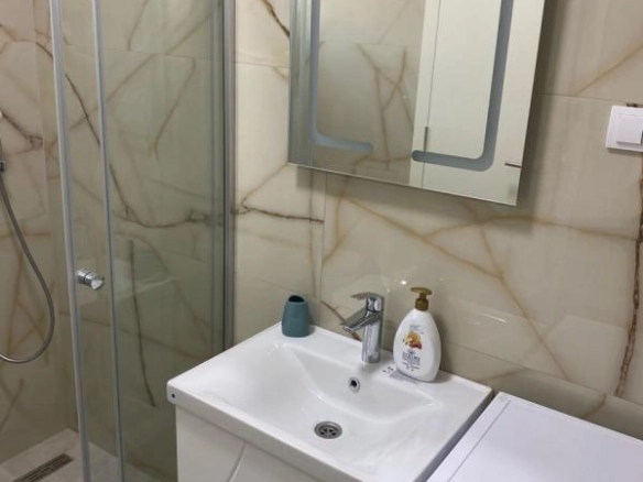 Garsonjera 23 m² u novogradnji sa bazenom – Bar